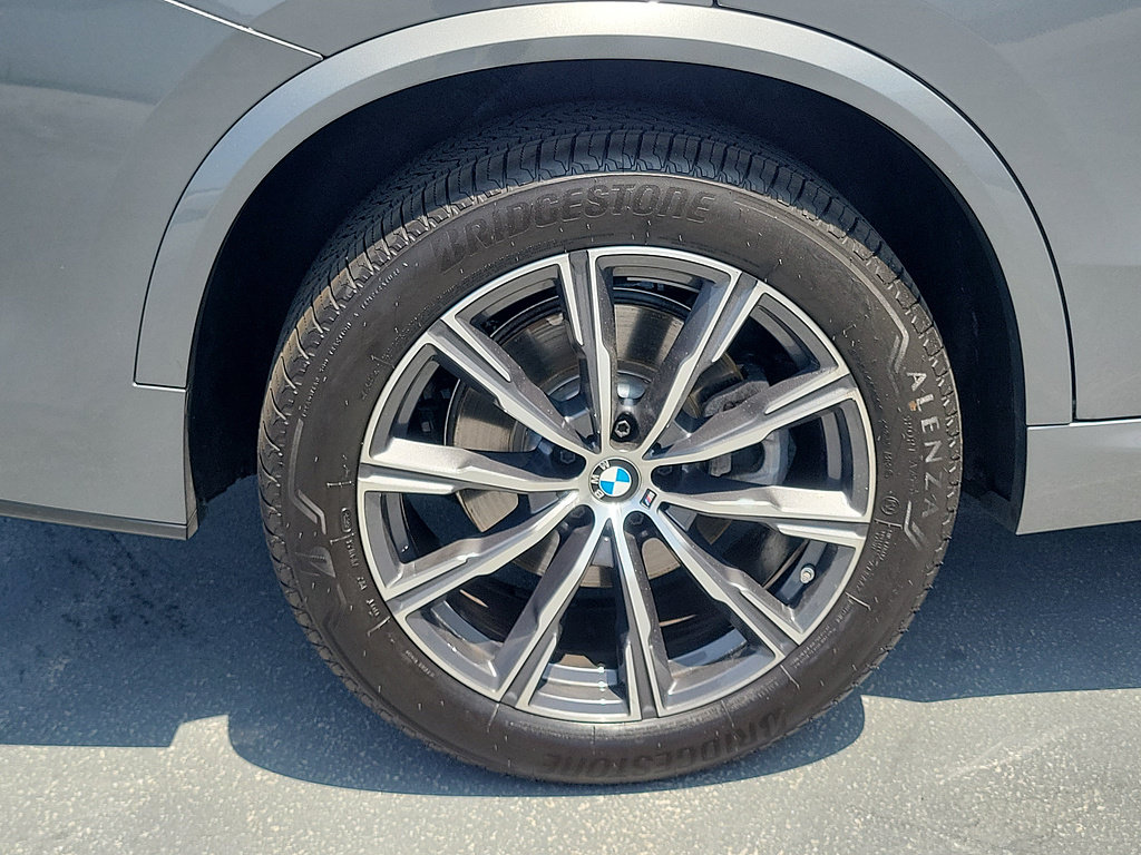 Used 2026 BMW X5 sDrive40i w/ M Sport Package RWD image 6