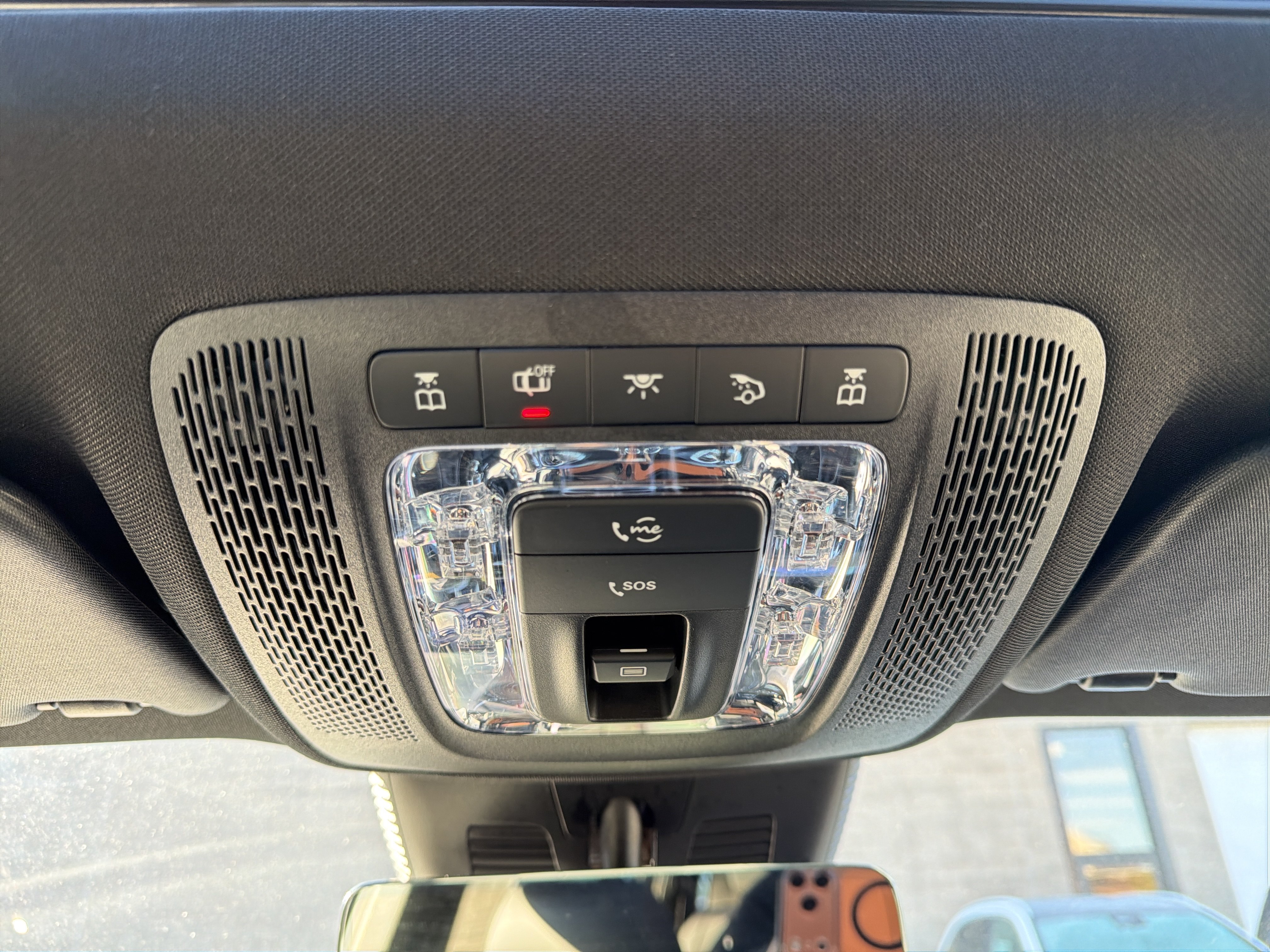 Certified 2025 Mercedes-Benz GLB 250 4MATIC image 25