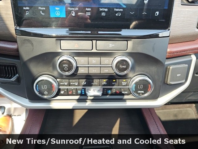 Used 2023 Ford Expedition Max Limited image 20