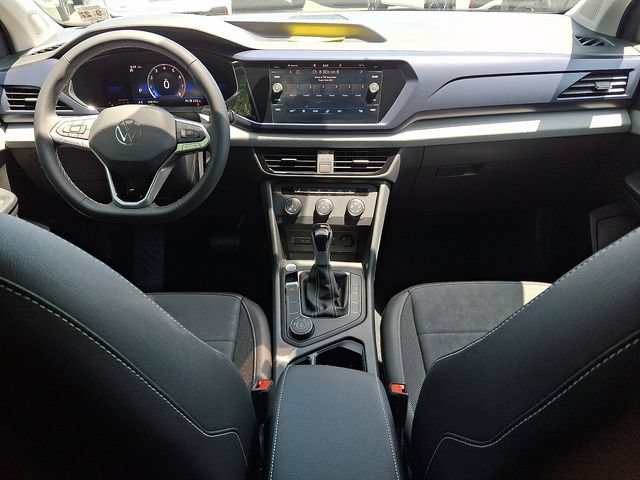 Certified 2022 Volkswagen Taos SE AWD/4WD image 16