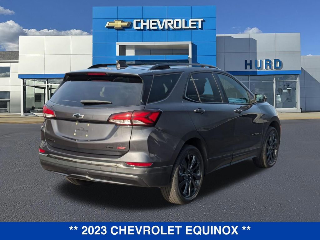 Used 2023 Chevrolet Equinox RS image 4