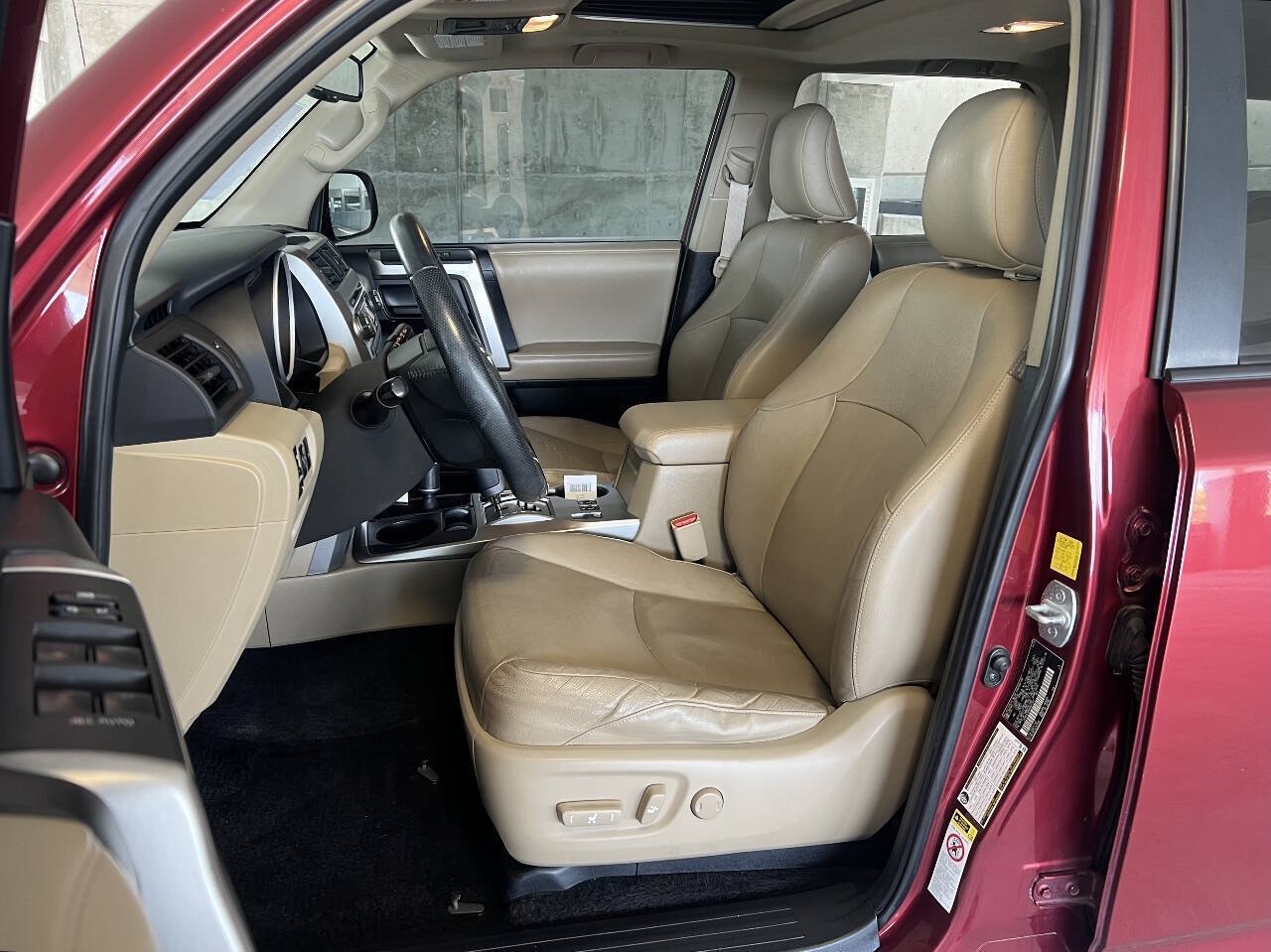 Used 2011 Toyota 4Runner SR5 w/ Premium Pkg w/Leather AWD/4WD image 26