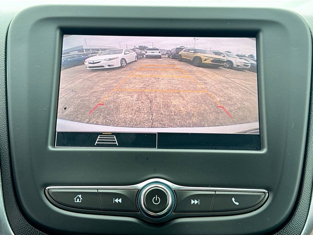 Used 2022 Chevrolet Equinox LS w/ LS Convenience Package image 13