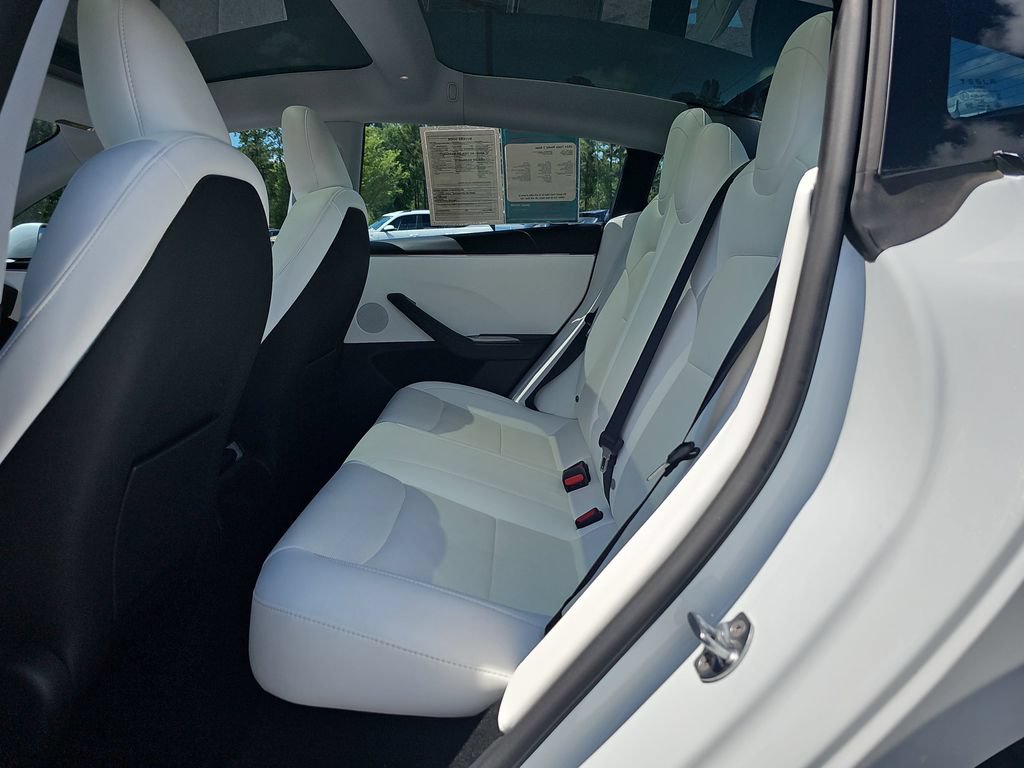 Used 2024 Tesla Model 3 Long Range RWD image 19