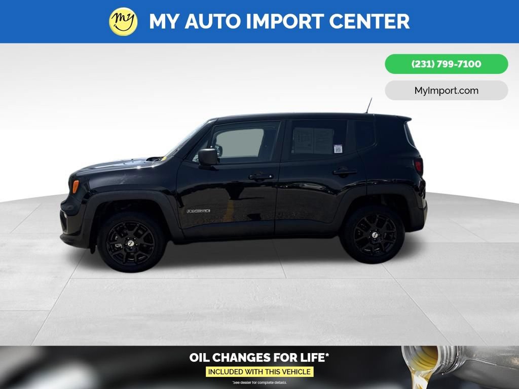 Used 2023 Jeep Renegade Latitude AWD/4WD image 4