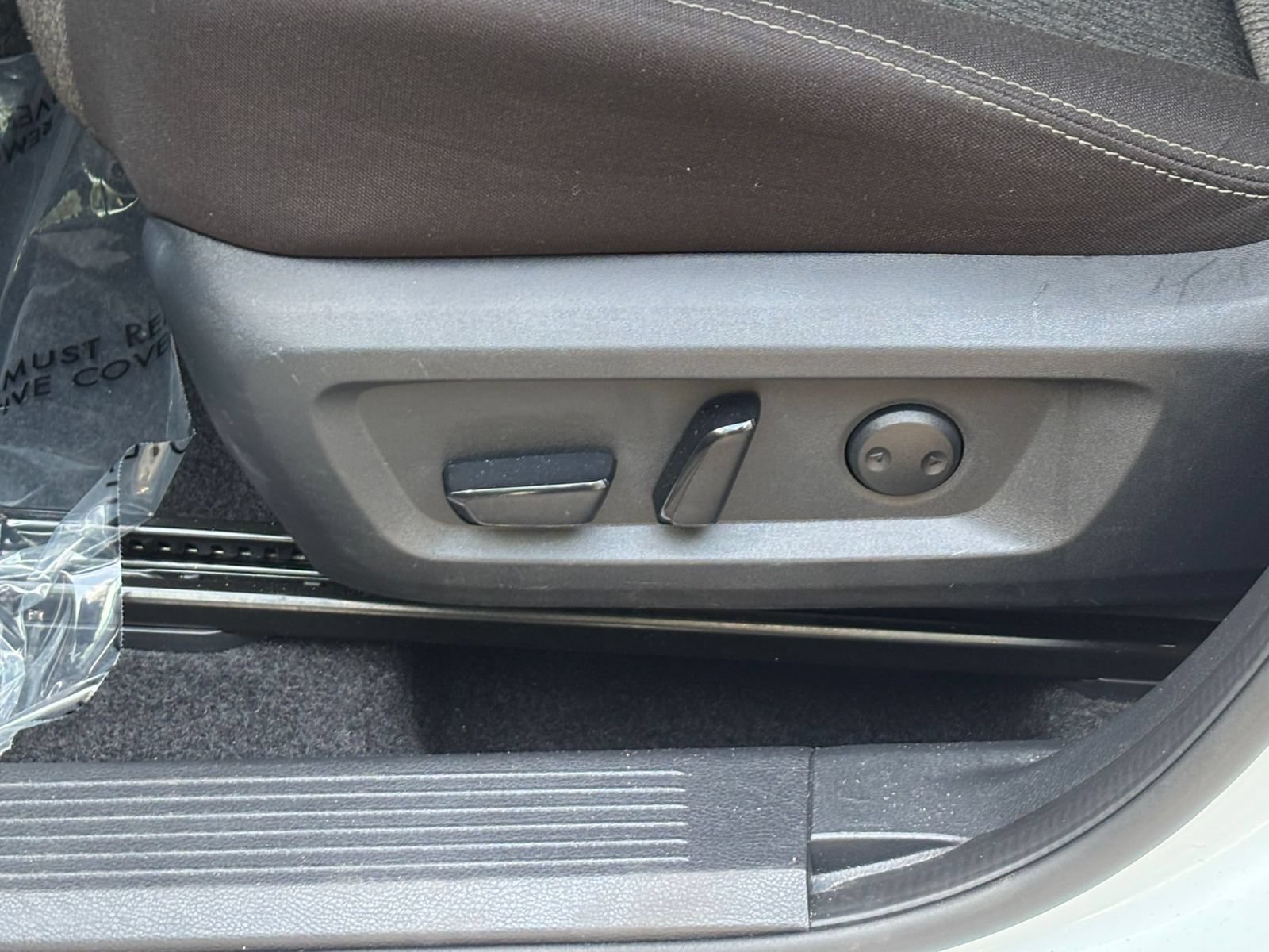 Used 2025 Nissan Rogue SV AWD/4WD image 22