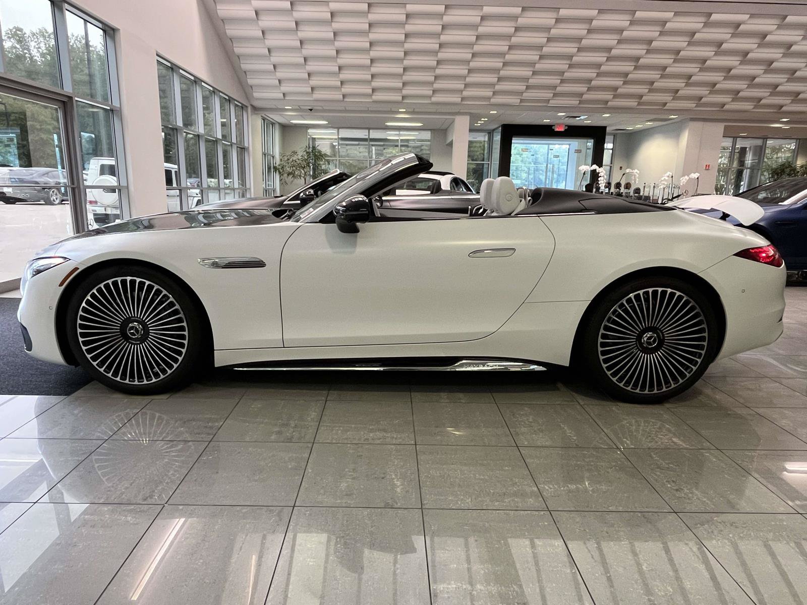 Certified 2026 Mercedes-Benz Maybach SL 680 image 27