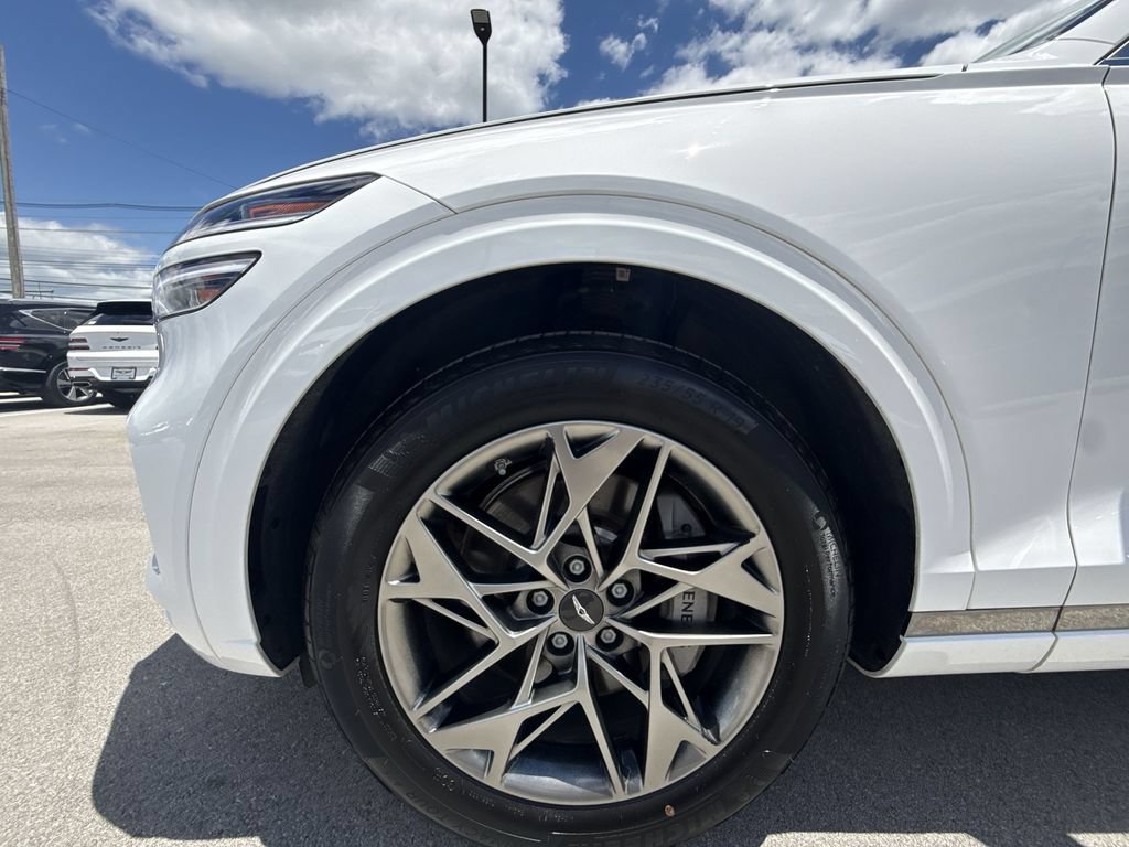 Used 2023 Genesis GV70 2.5T w/ Select Package AWD/4WD image 10