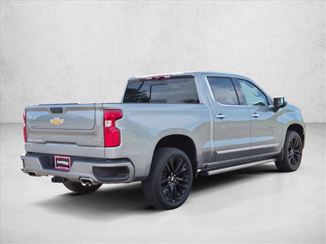 Used 2024 Chevrolet Silverado 1500 High Country w/ High Country Premium Package AWD/4WD image 5