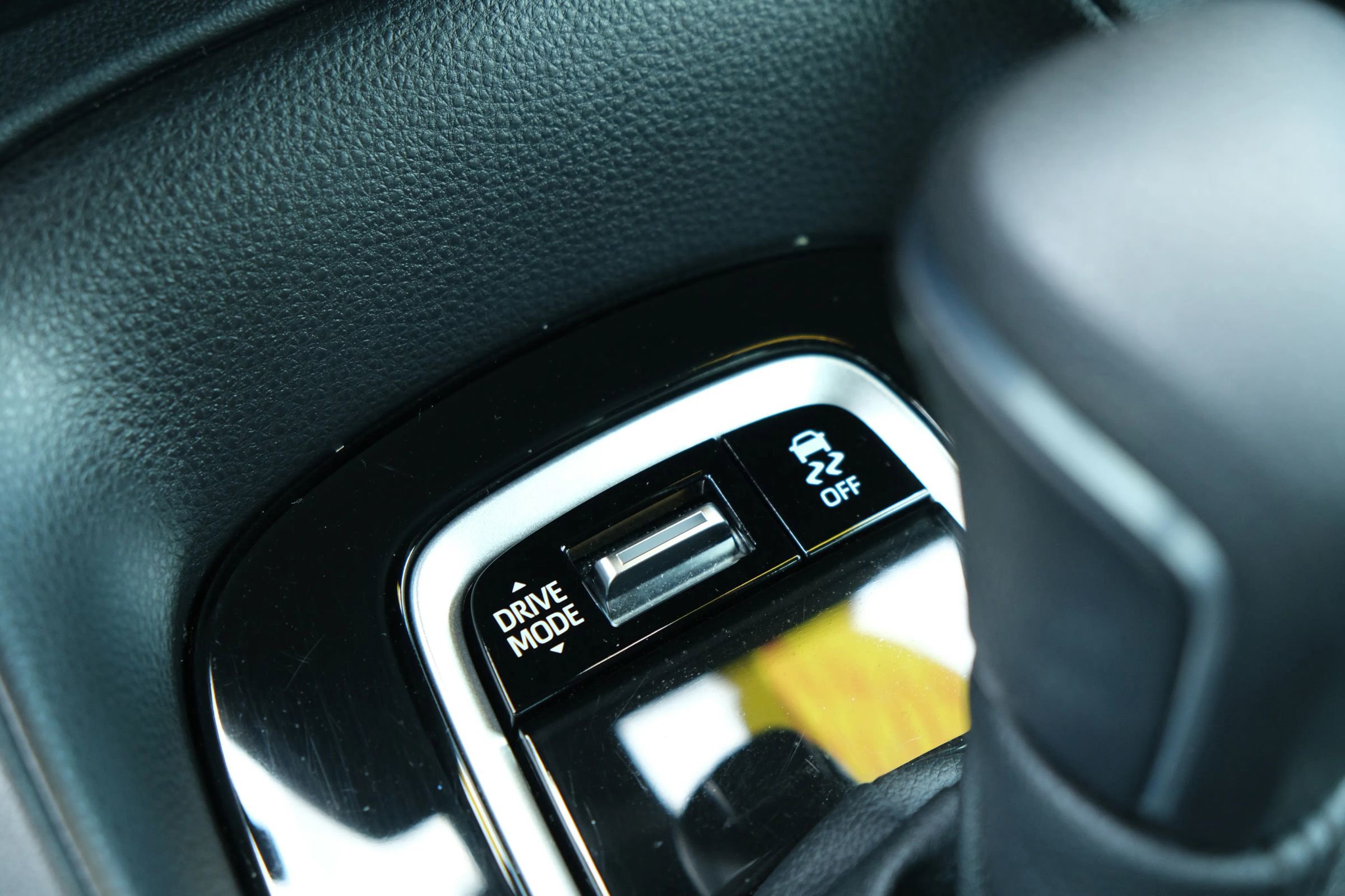 Used 2025 Toyota Corolla SE image 31