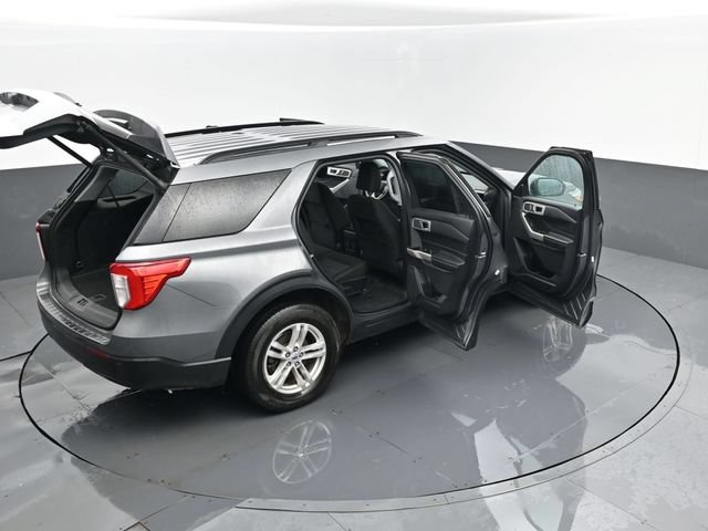 Used 2023 Ford Explorer XLT AWD/4WD image 29