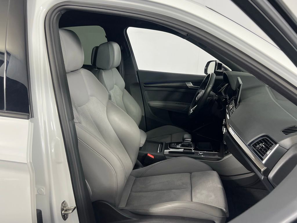 Used 2023 Audi SQ5 Prestige w/ Prestige Package image 30