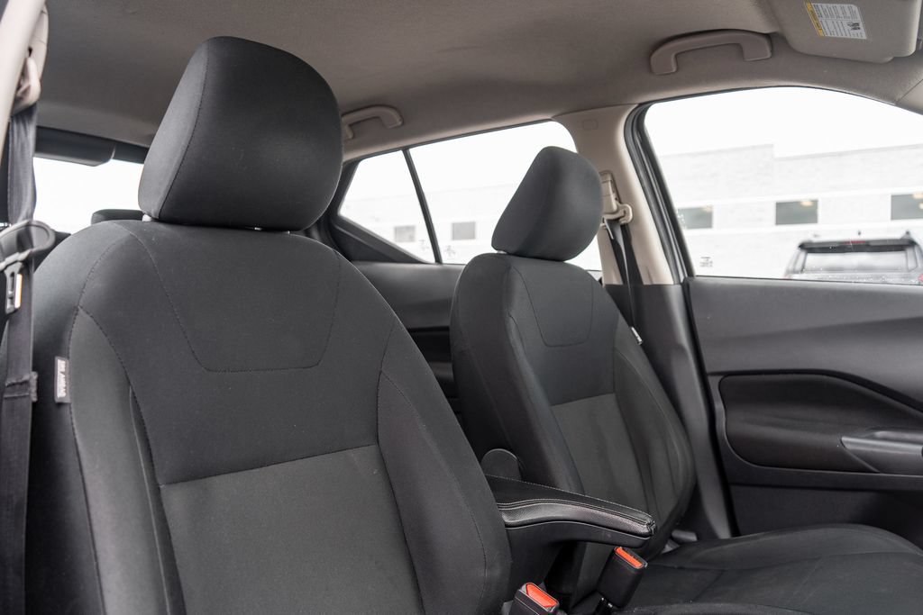 Used 2024 Nissan Kicks S FWD image 12