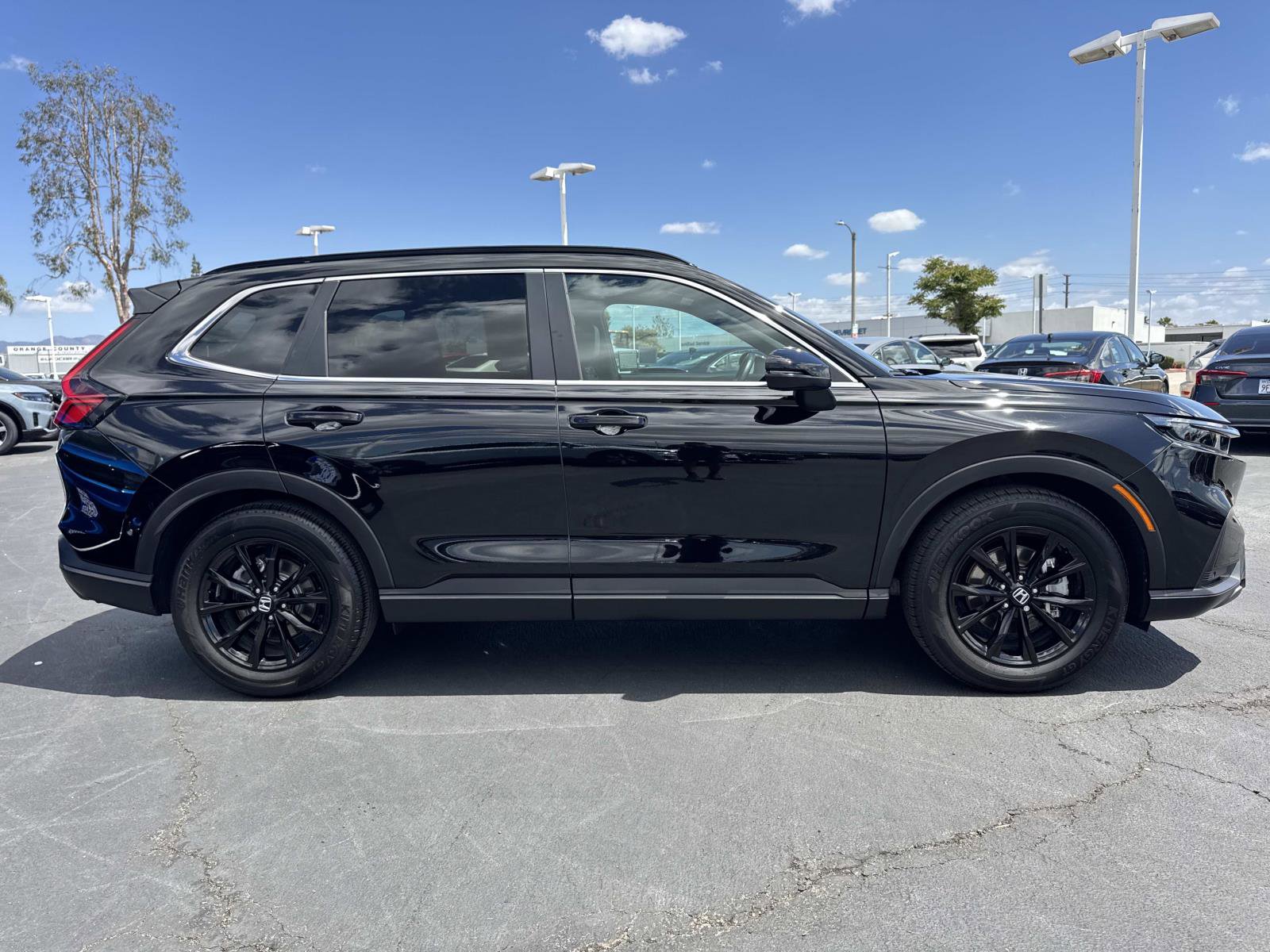 Certified 2025 Honda CR-V Sport-L image 6