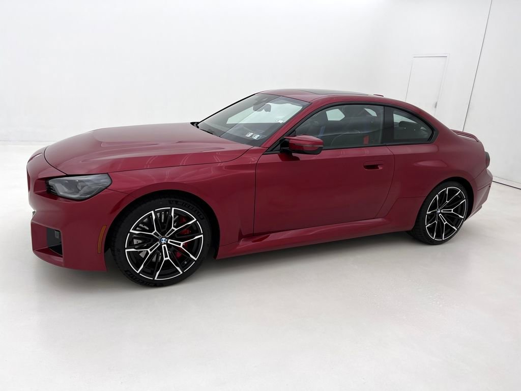 Used 2025 BMW M2 w/ Lighting Package image 5