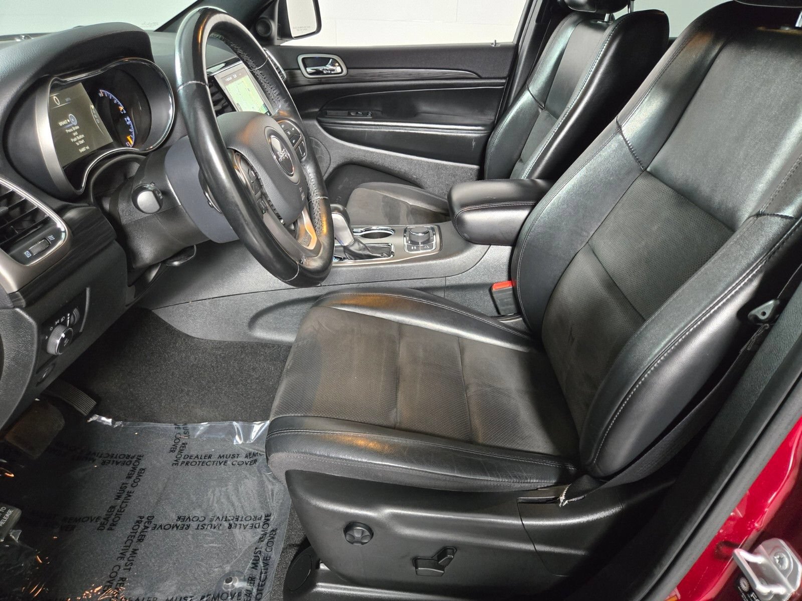 Used 2022 Jeep Grand Cherokee Laredo AWD/4WD image 11