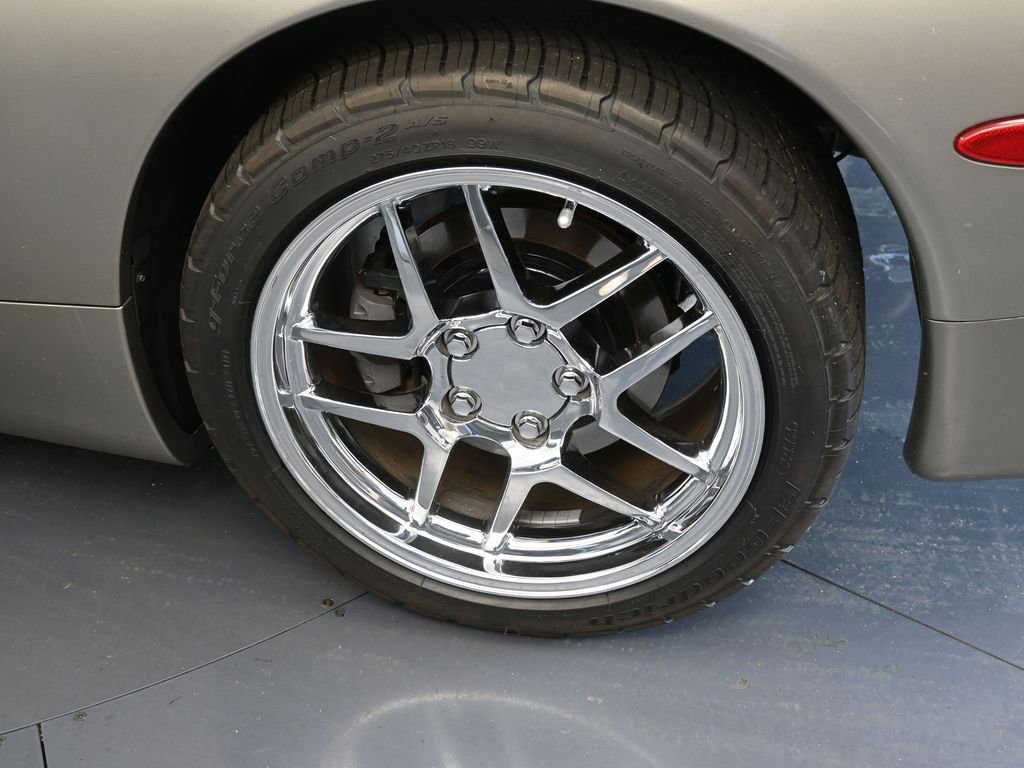 Used 2000 Chevrolet Corvette Coupe w/ Memory Pkg image 9