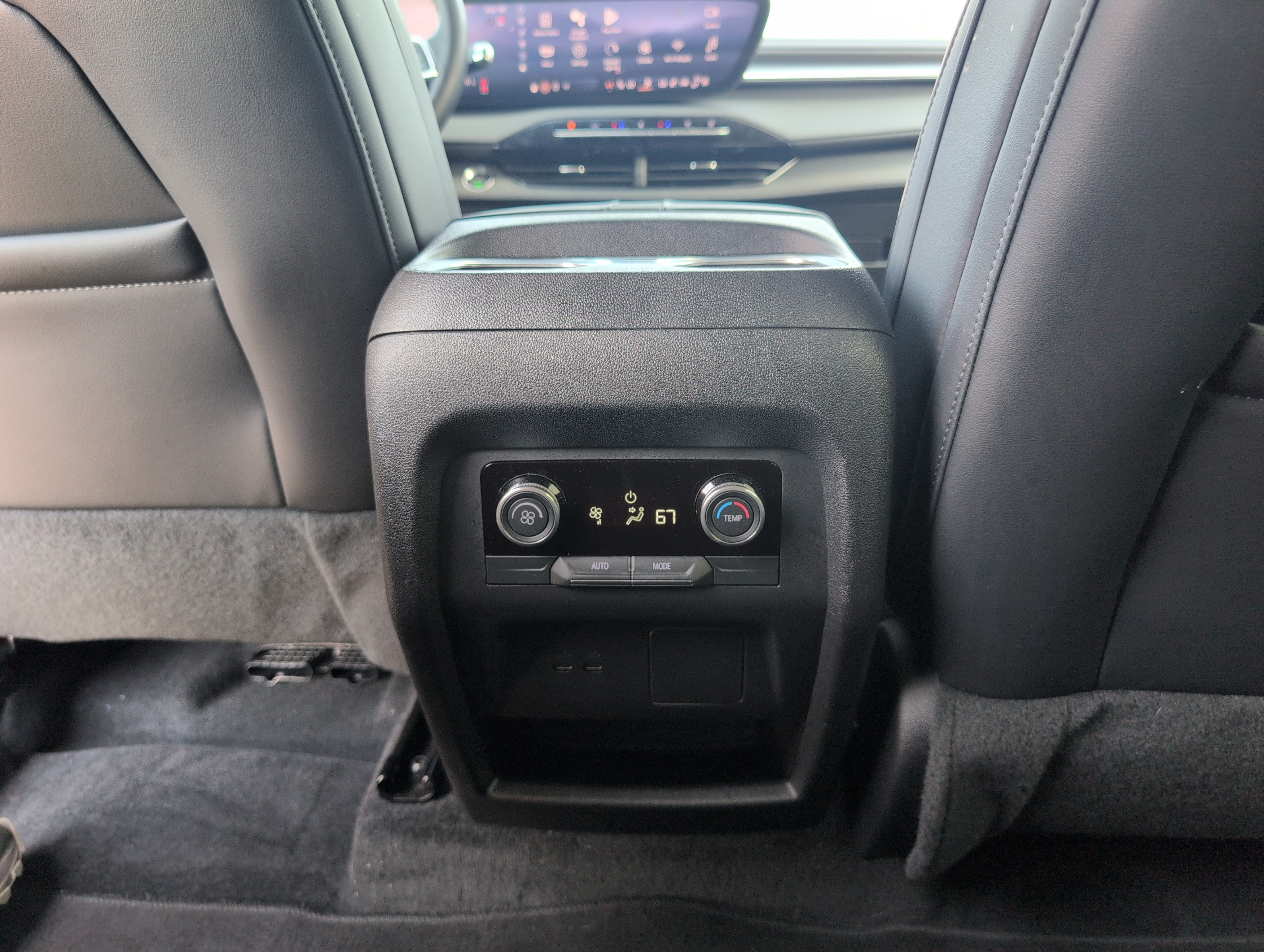 Used 2025 Buick Enclave Sport Touring FWD image 30