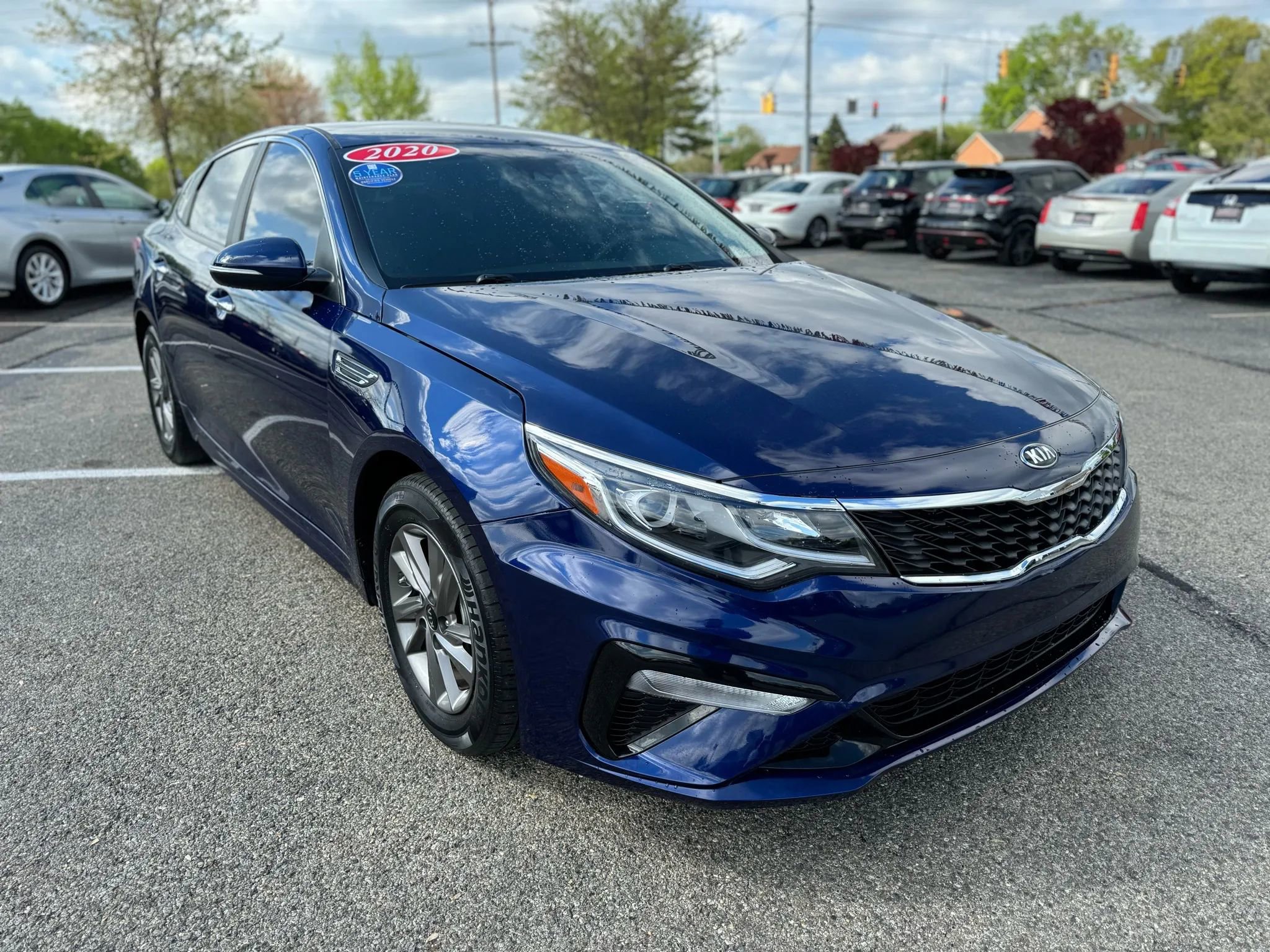 Used 2020 Kia Optima LX image 4