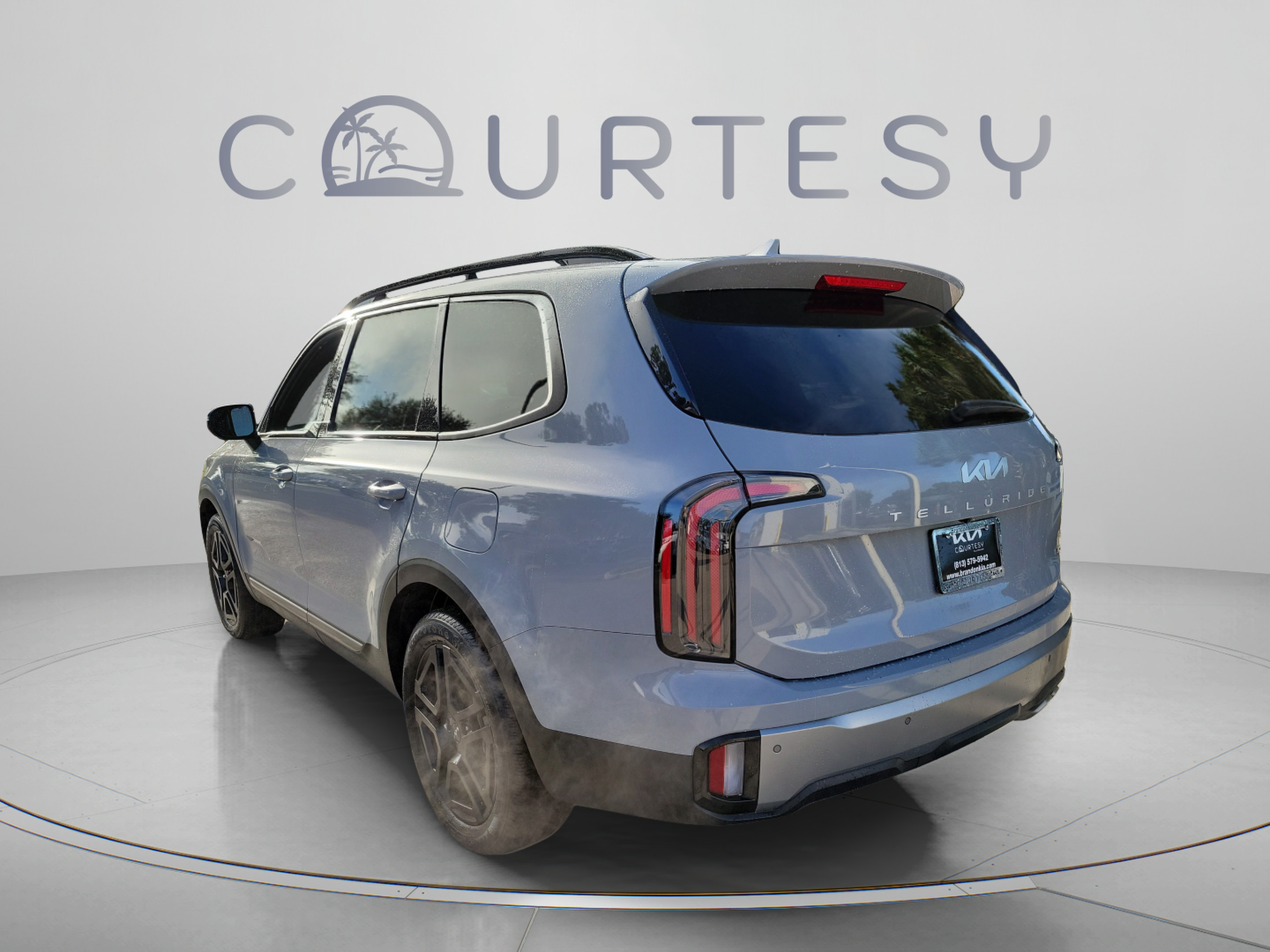 Certified 2023 Kia Telluride SX X-Line AWD/4WD image 2