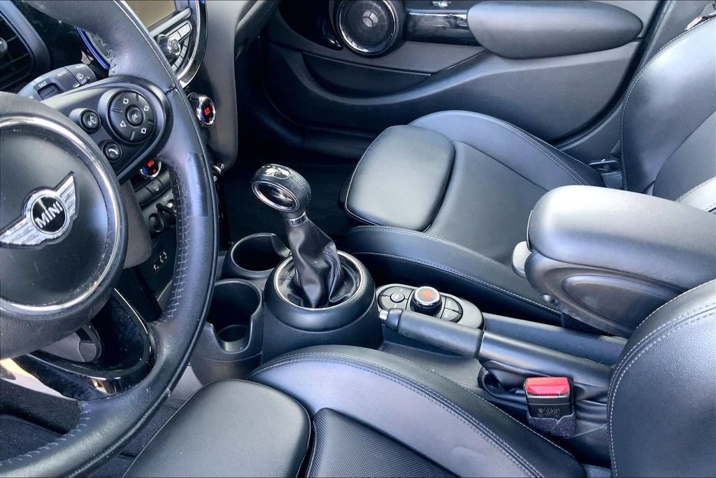 Used 2018 MINI Cooper S FWD image 16