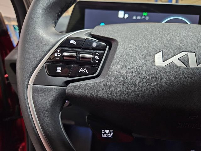 Used 2024 Kia EV6 Wind image 24