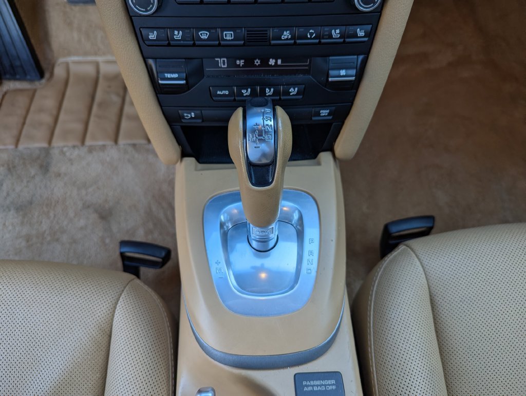 Used 2009 Porsche Boxster RWD image 25