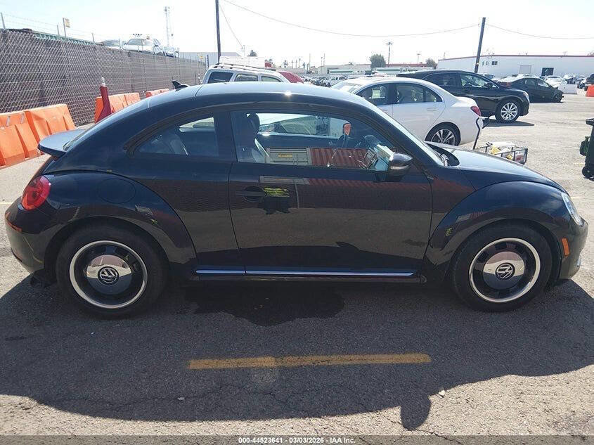 Used 2016 Volkswagen Beetle 1.8T Classic image 3