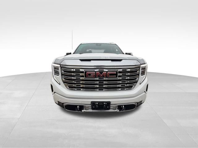 Used 2024 GMC Sierra 1500 Denali w/ Denali Reserve Package image 3