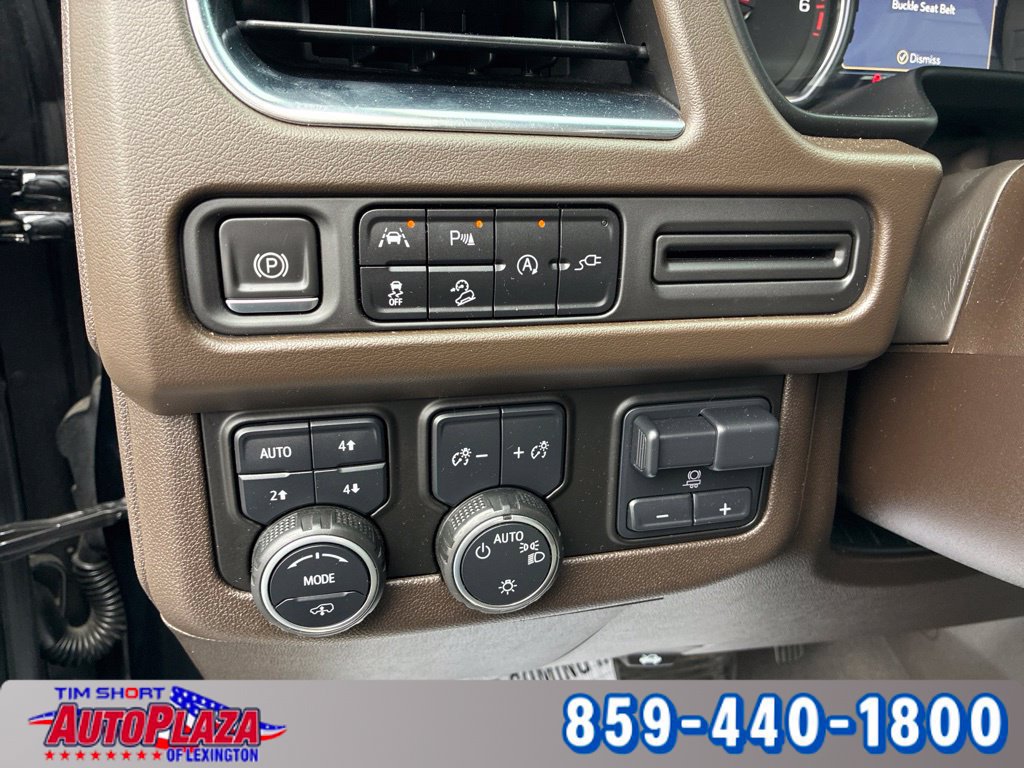 Used 2021 Chevrolet Tahoe Z71 w/ Z71 Off-Road Package AWD/4WD image 28