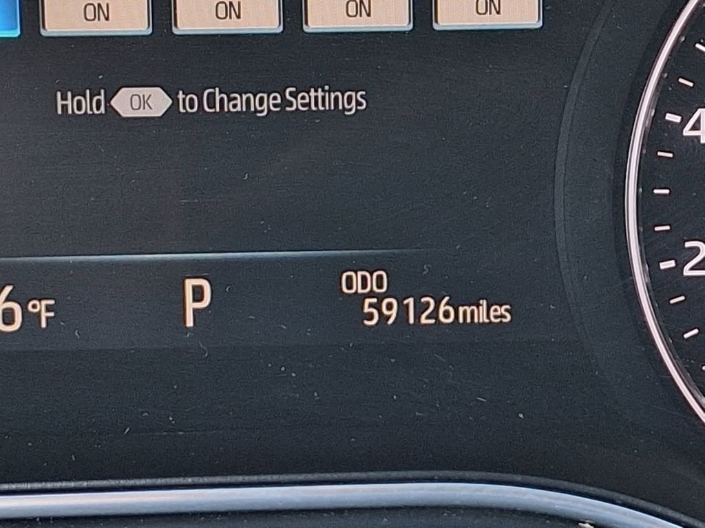 Used 2019 Toyota Avalon Limited image 21