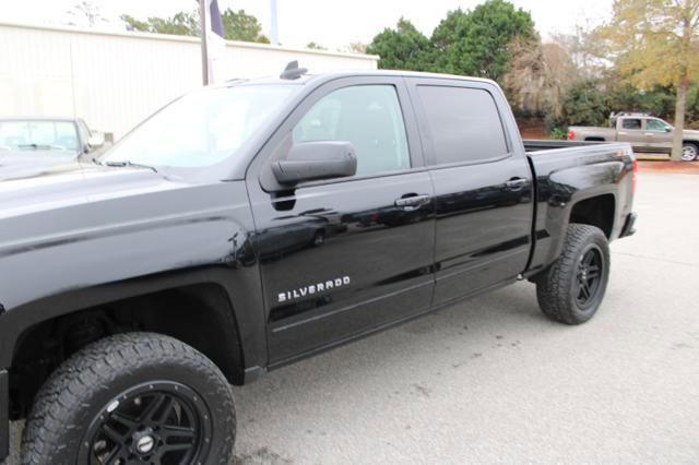 Used 2018 Chevrolet Silverado 1500 LT w/ All Star Edition image 8