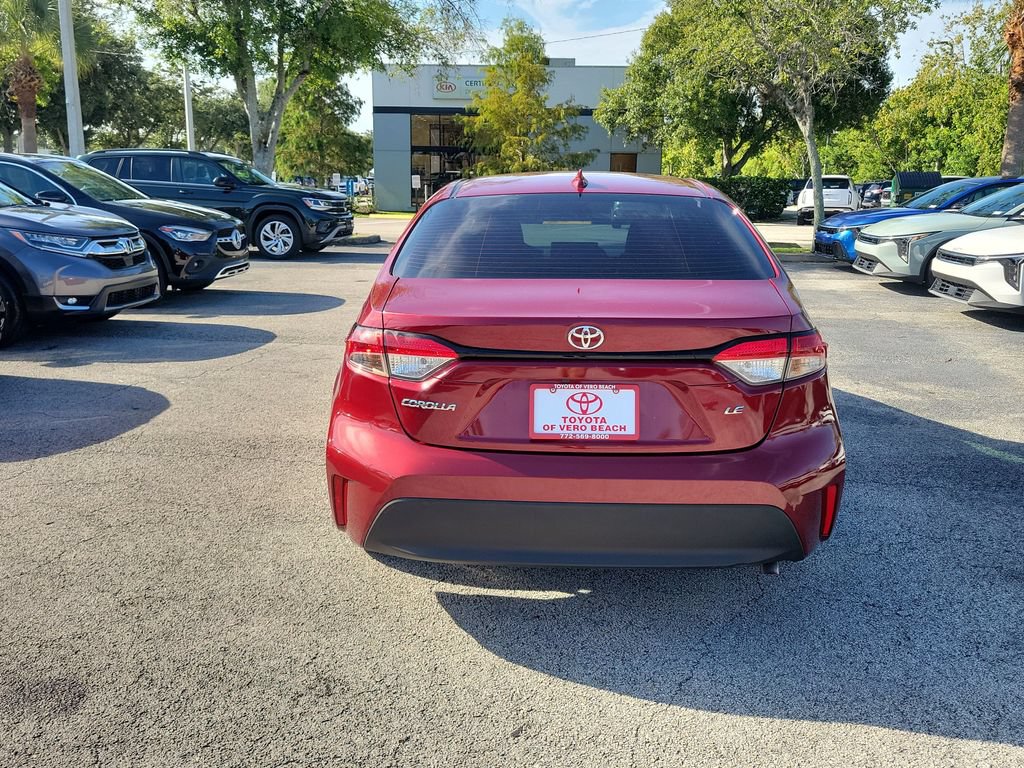 Used 2024 Toyota Corolla LE FWD image 5