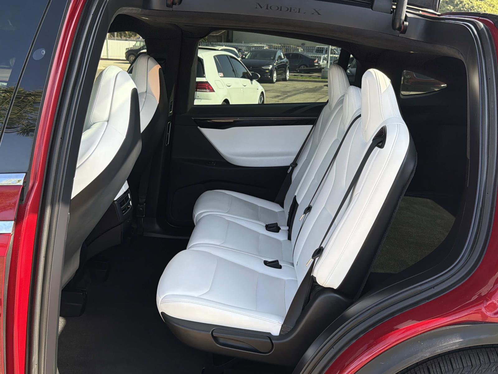 Used 2018 Tesla Model X 75D image 22