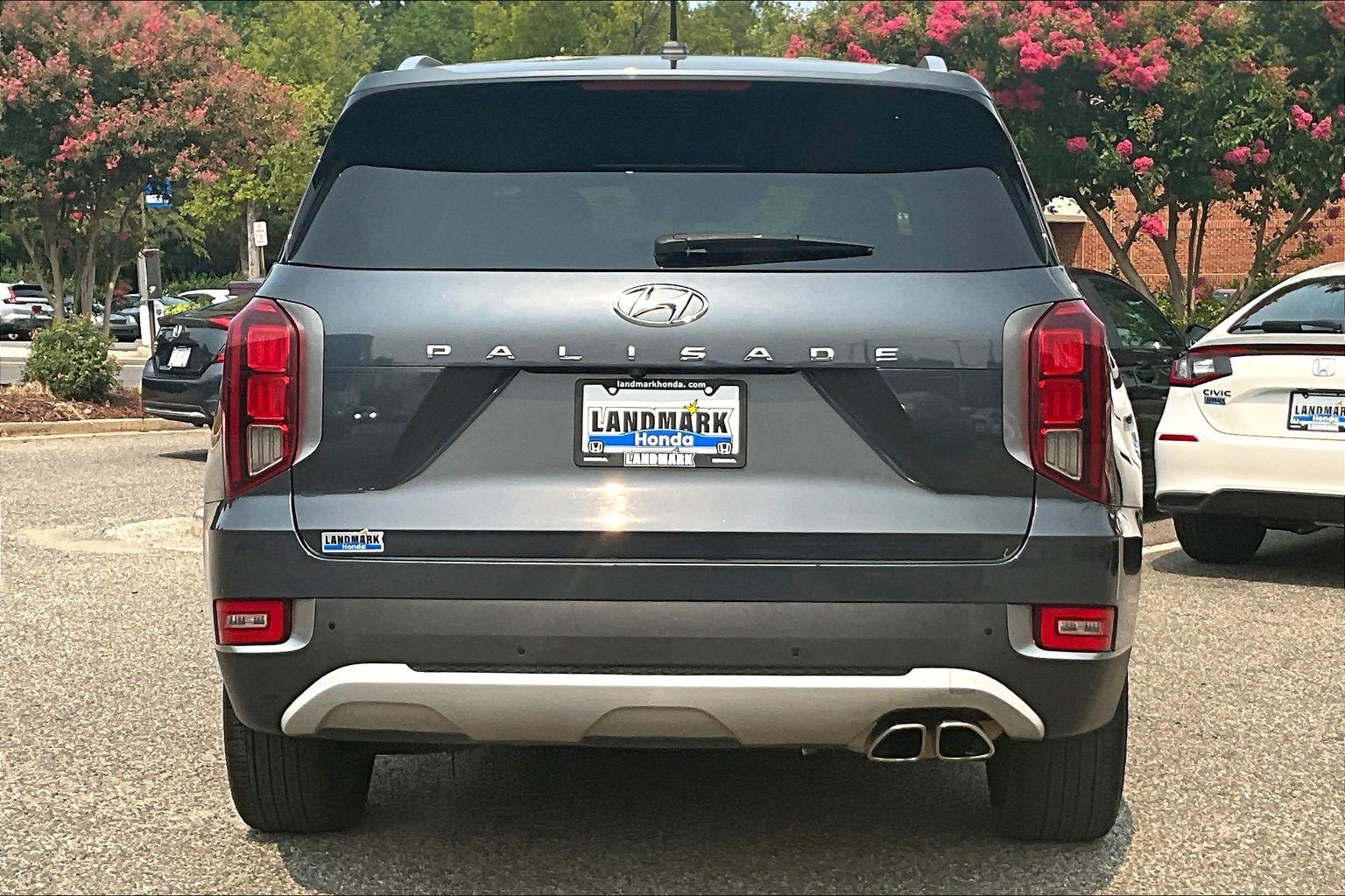 Used 2020 Hyundai Palisade SEL w/ Convenience Package FWD image 4