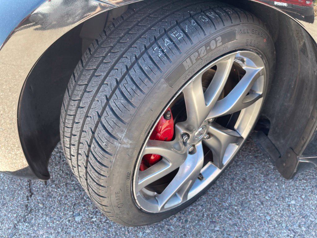 Used 2015 Nissan 370Z Touring Sport RWD image 21