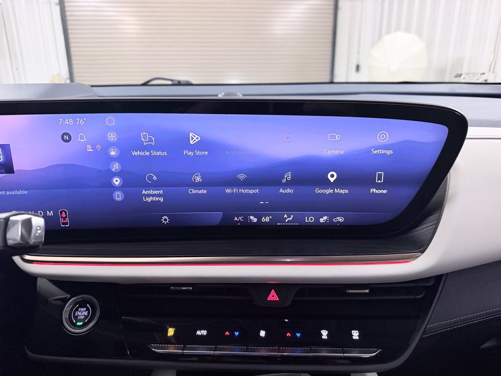 Used 2024 Buick Envision Avenir AWD/4WD image 21