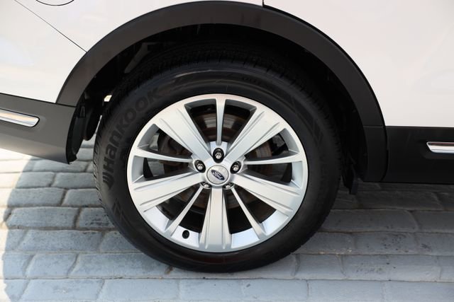 Used 2019 Ford Explorer Limited w/ Class III Trailer Tow Package image 50