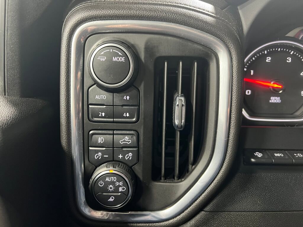 Used 2022 Chevrolet Silverado 2500 High Country w/ Z71 Off-Road Package image 10