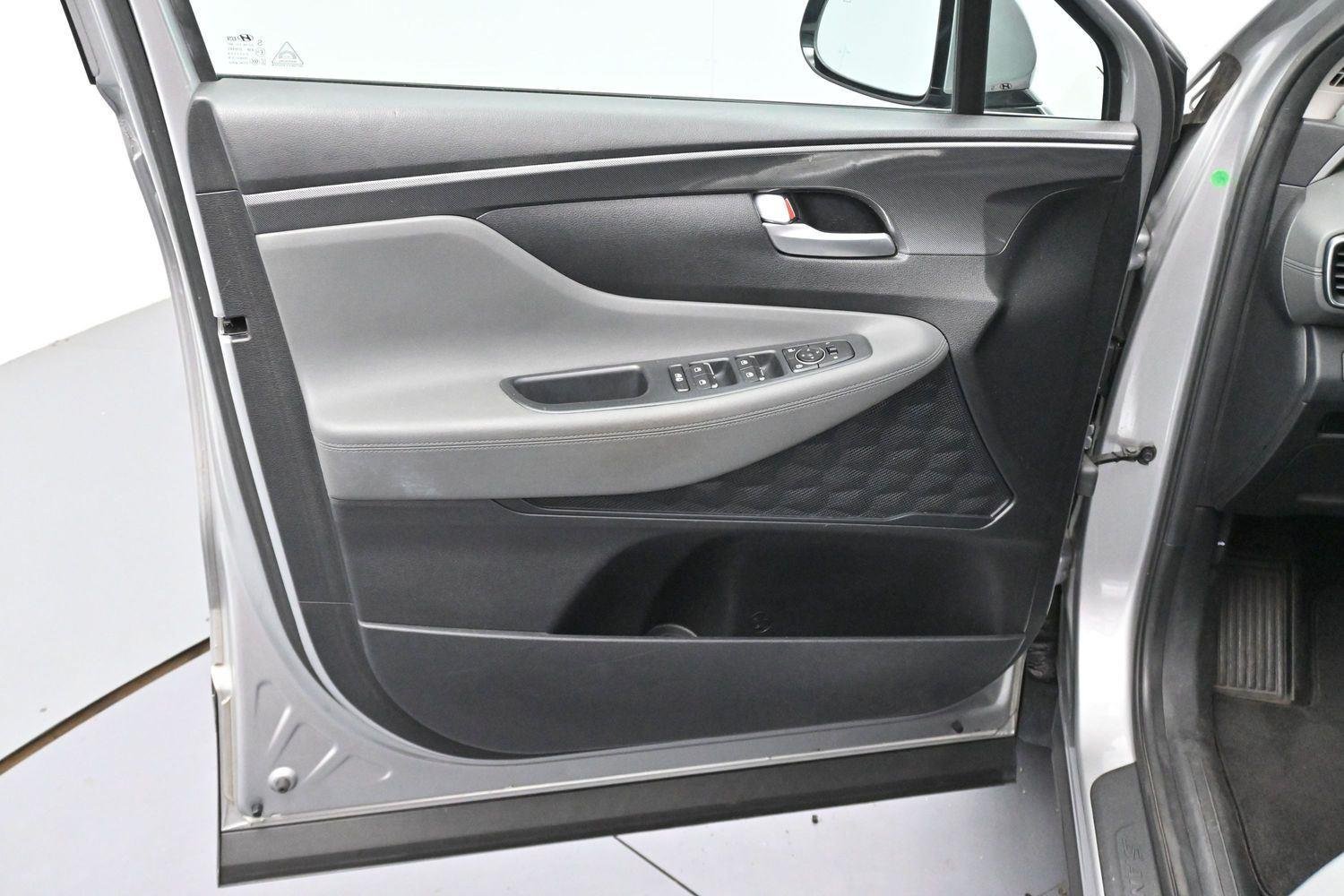 Used 2021 Hyundai Santa Fe SEL FWD image 10