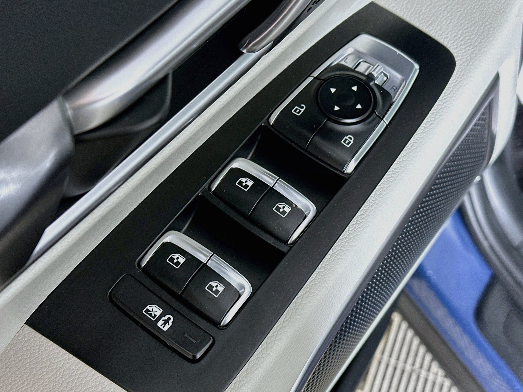 Certified 2025 Kia Telluride S AWD/4WD image 18