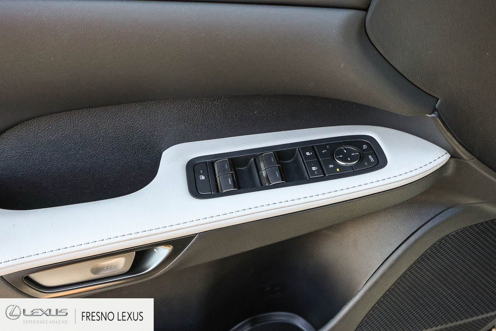 New 2026 Lexus RX 350 FWD image 23