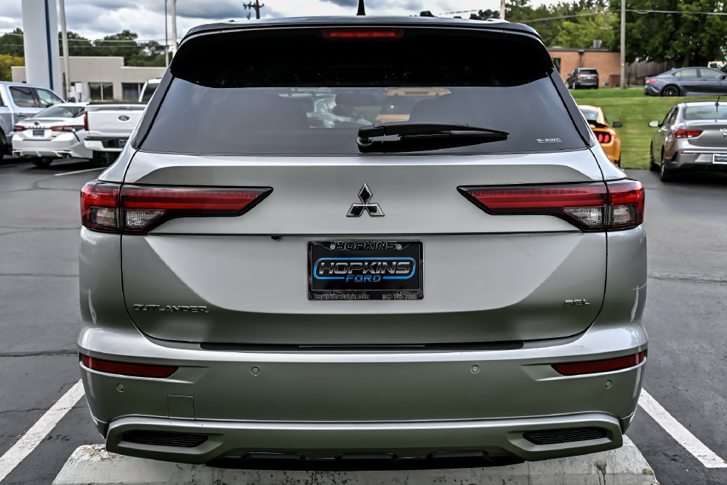 Used 2024 Mitsubishi Outlander SEL AWD/4WD image 7