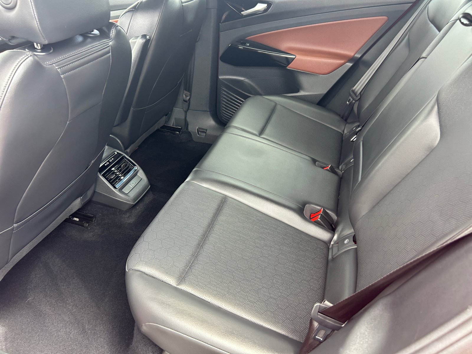 Certified 2022 Volkswagen ID.4 Pro S RWD image 17