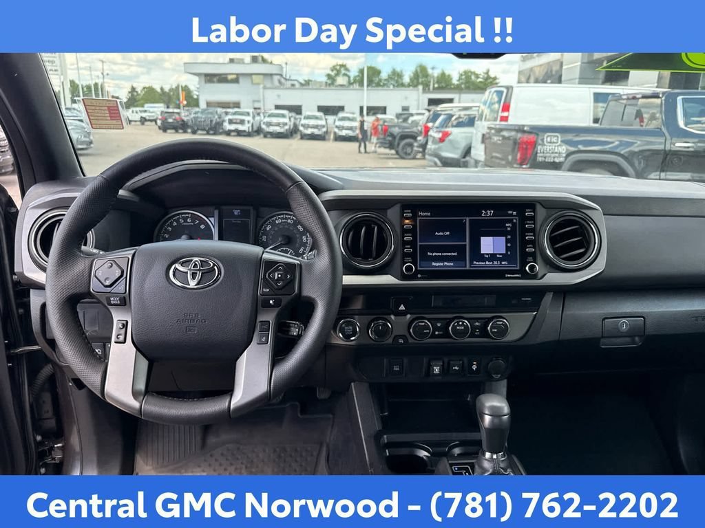 Used 2023 Toyota Tacoma TRD Off-Road AWD/4WD image 15