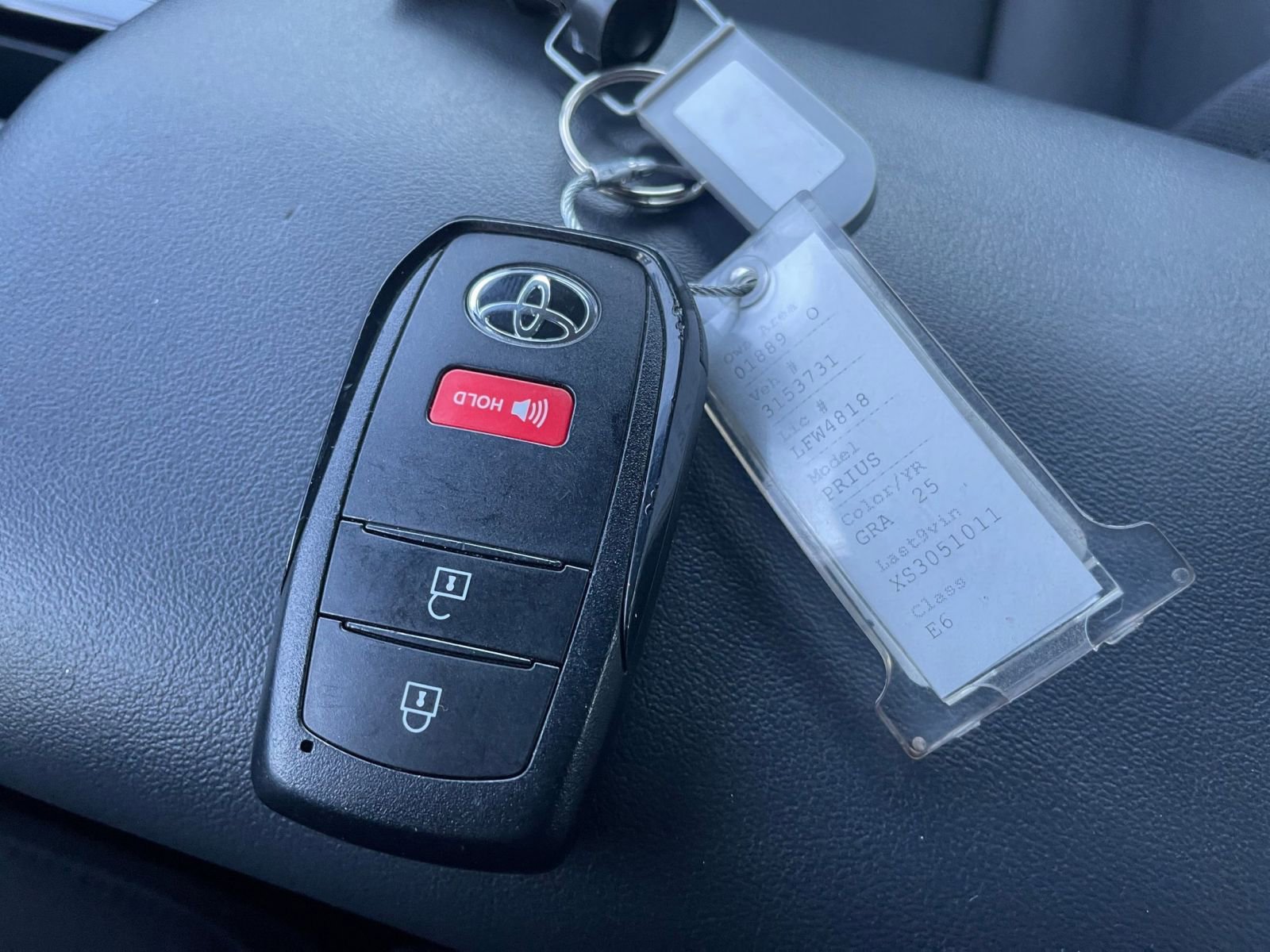 Used 2025 Toyota Prius LE image 22