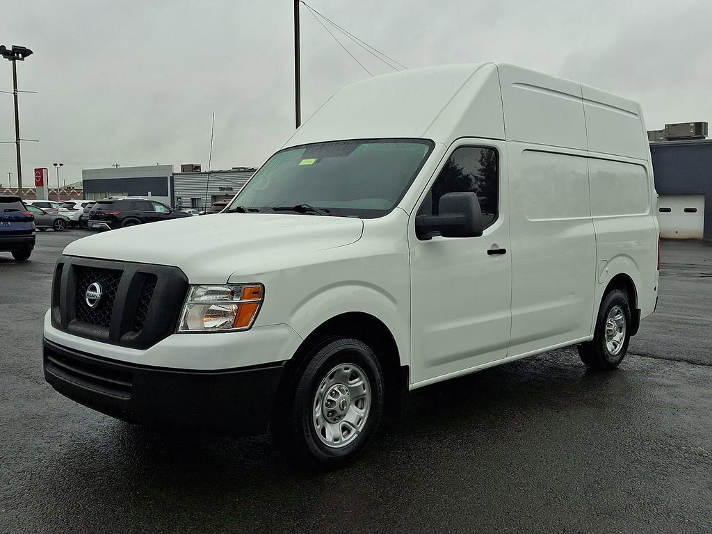 Used 2018 Nissan NV 2500 SV image 3
