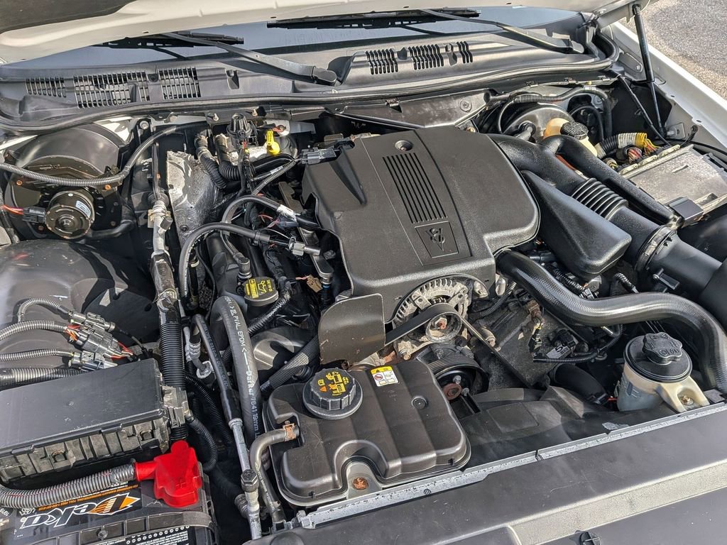 Used 2010 Mercury Grand Marquis LS image 29