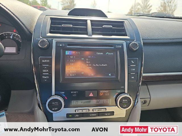 Used 2014 Toyota Camry XLE FWD image 14