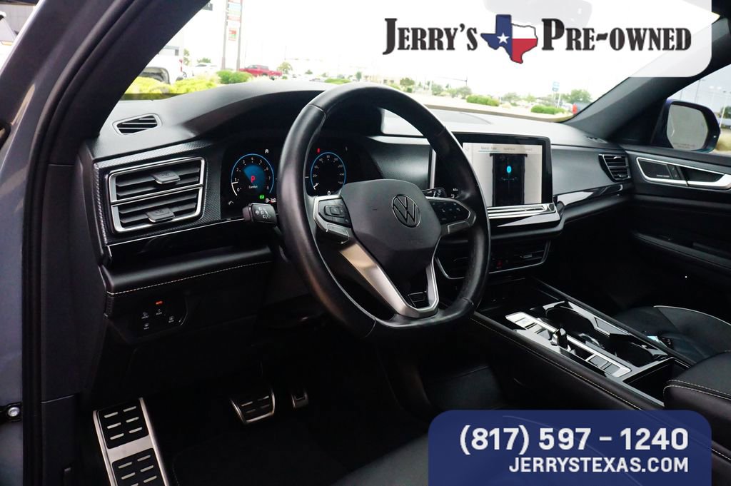 Used 2024 Volkswagen Atlas Cross Sport SEL Premium R-Line AWD/4WD image 19